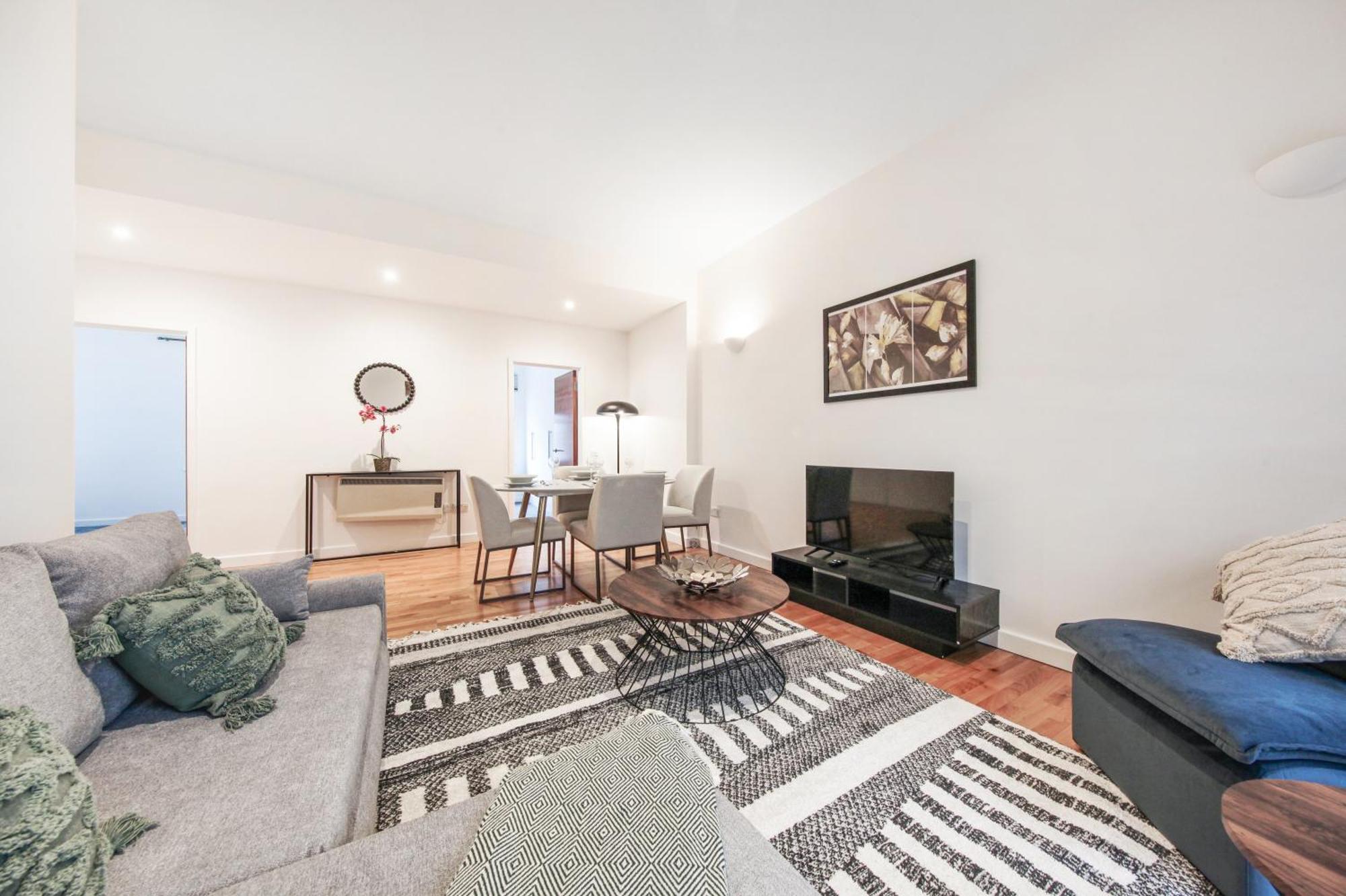 Chic 2 Bed Apartment Near Camden Market Free Wifi By City Stay Aparts 런던 외부 사진